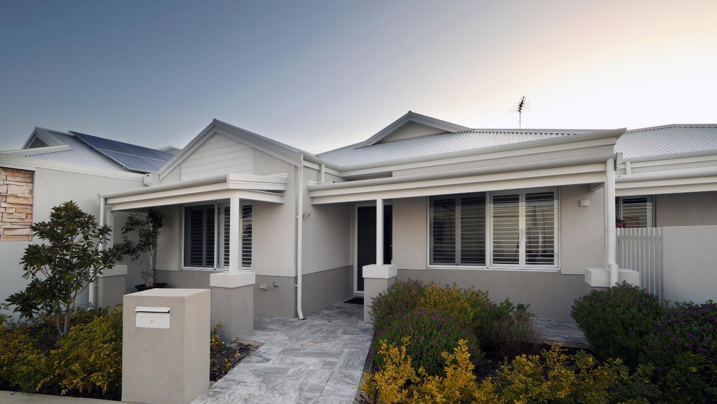 Downsizing Without Compromise: How to Keep Ownership, Lifestyle, and Security